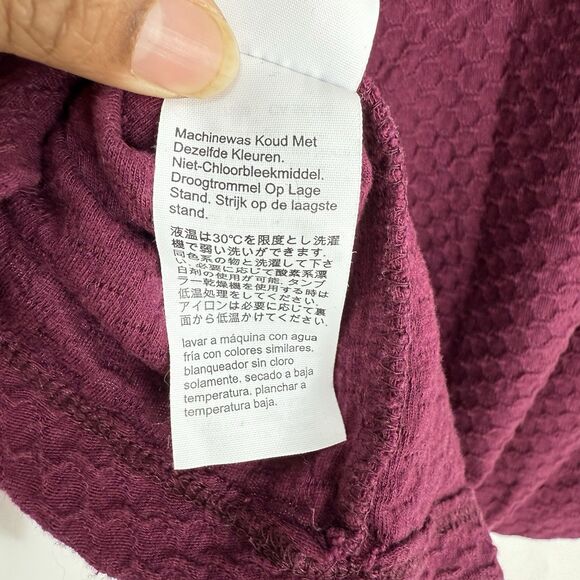 J.CREW Burgundy Ruffle Trim Honeycomb Knit Blouse Top Shirt Small - Picture 14 of 16